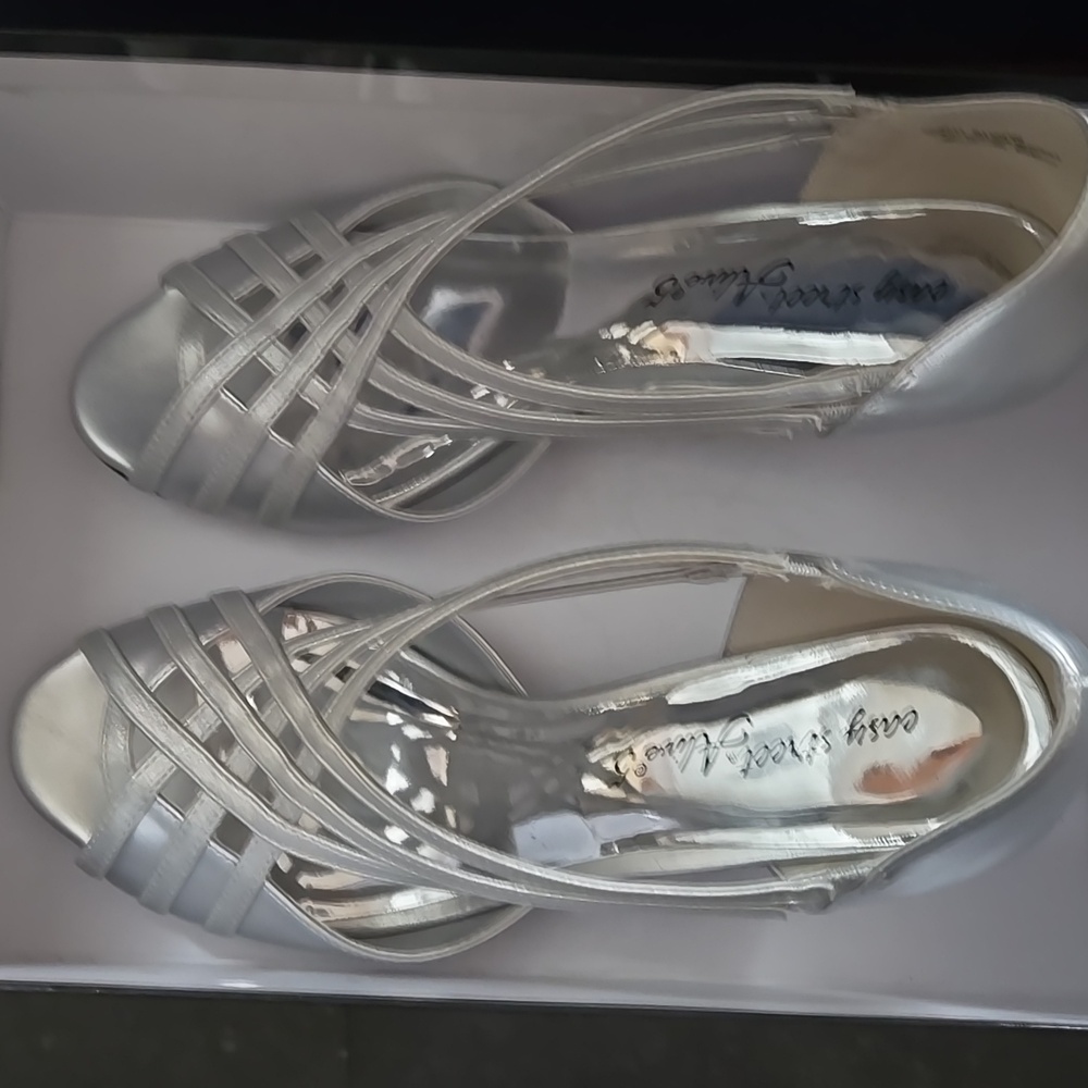 Easy Street Oceana shoes WIDE WIDTH